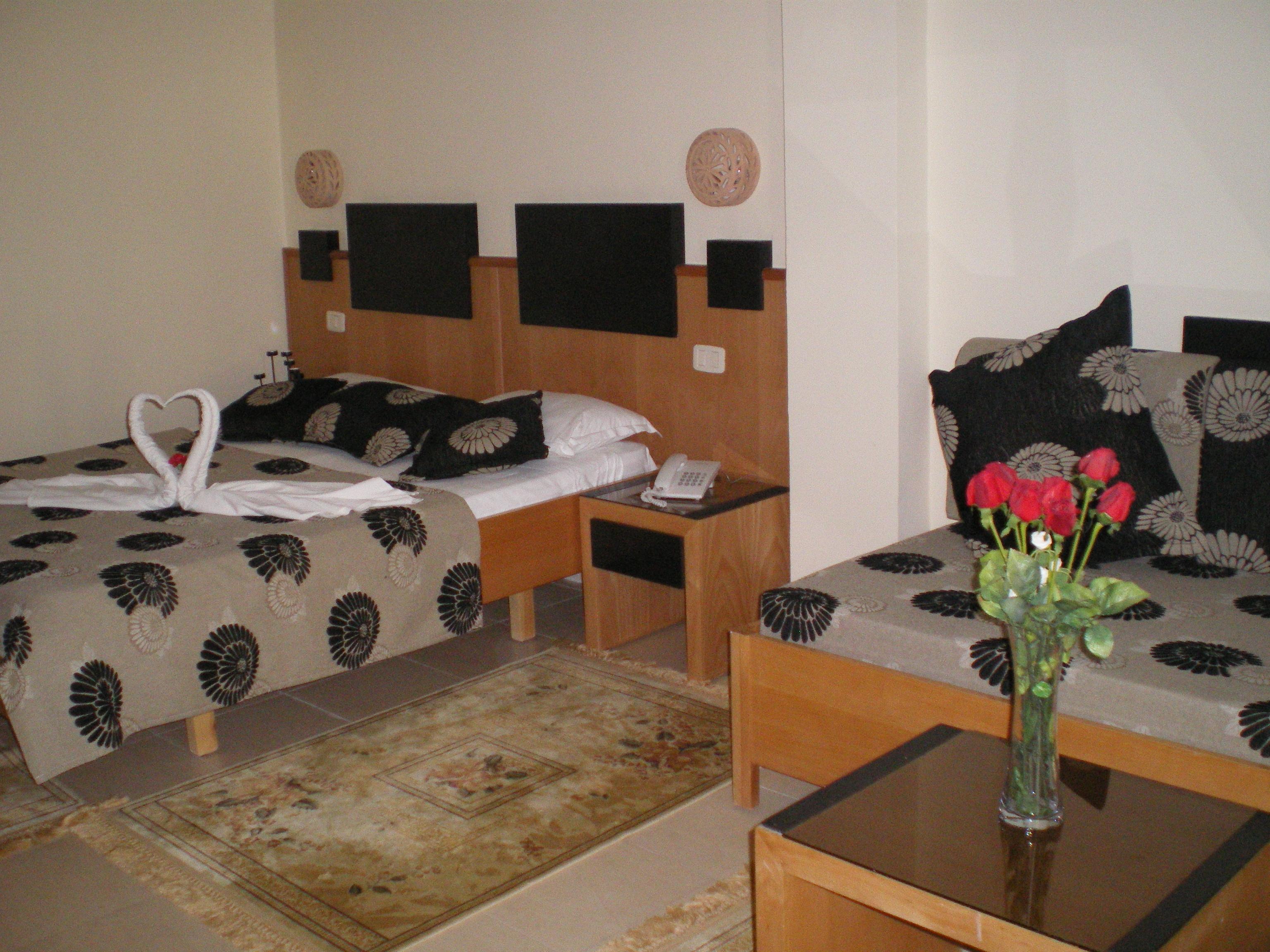 Hotel Les Palmiers Monastir Esterno foto
