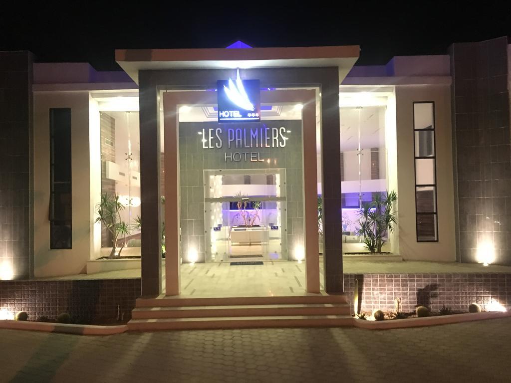 Hotel Les Palmiers Monastir Esterno foto