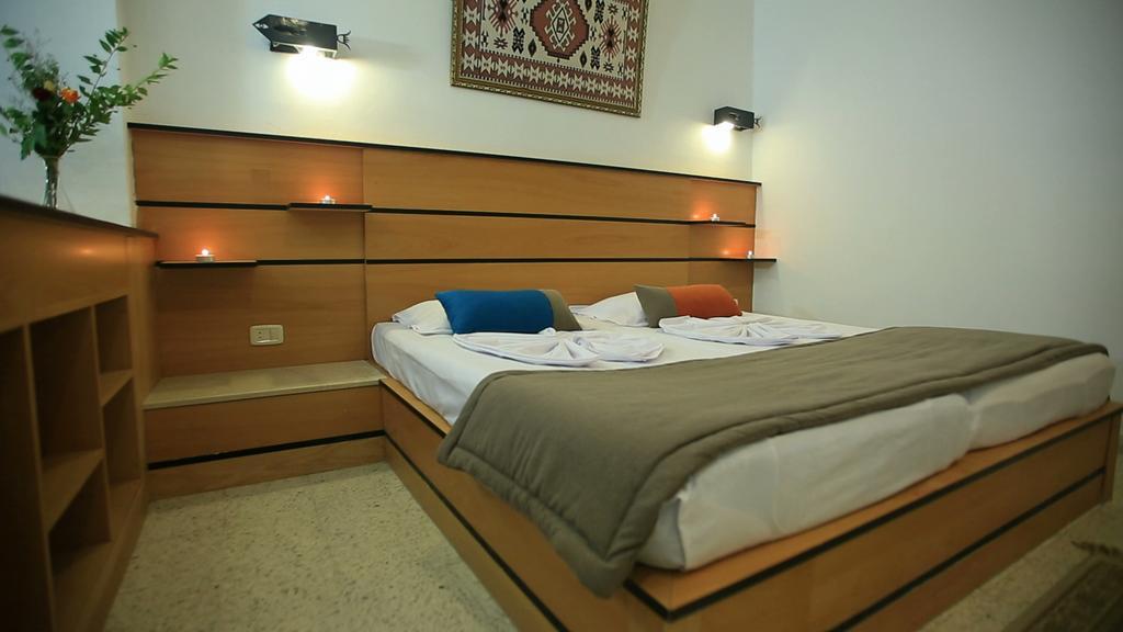 Hotel Les Palmiers Monastir Esterno foto