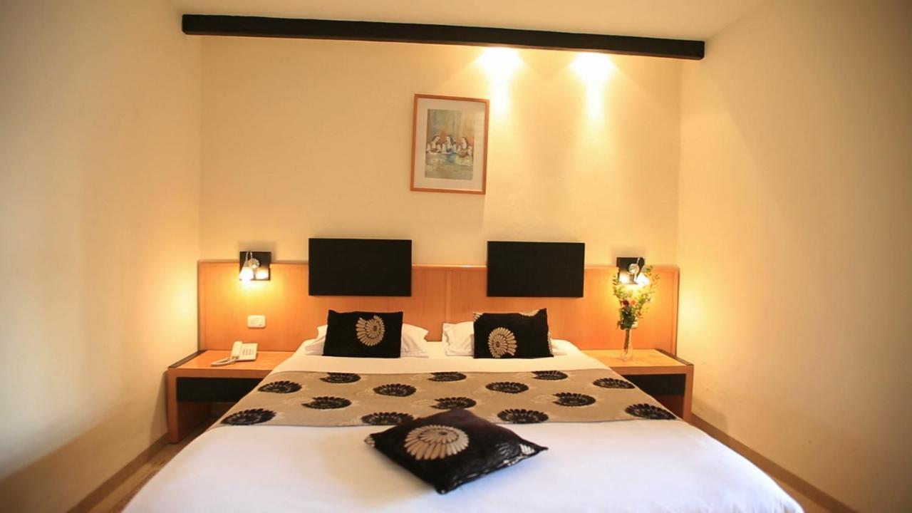 Hotel Les Palmiers Monastir Esterno foto