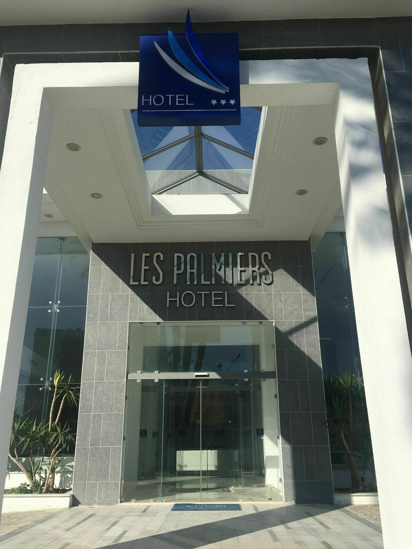 Hotel Les Palmiers Monastir Esterno foto